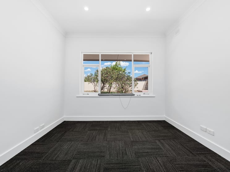 Click to view all images Office 2/1068 Grand Junction Road Holden Hill SA 5088 - Image 1