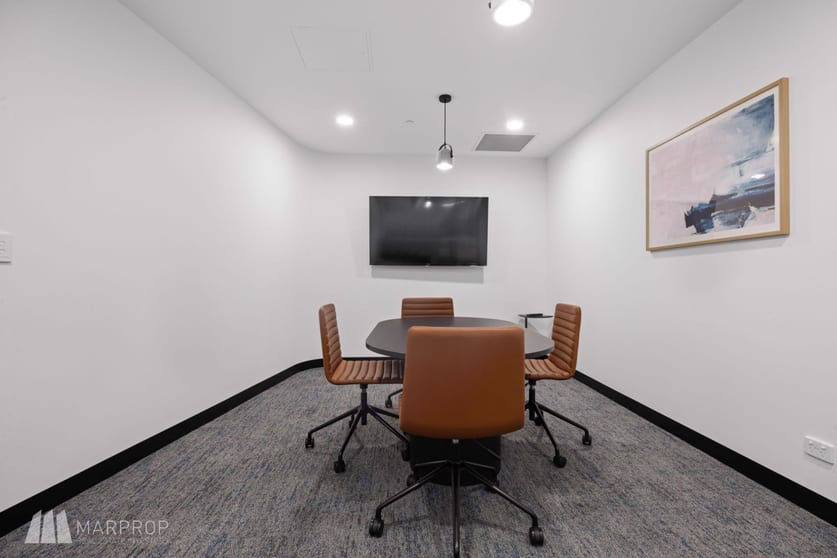 Click to view all images 12 Moore Street City ACT 2601 - Image 4