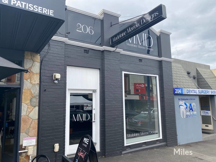 Click to view all images 206 Upper Heidelberg Road Ivanhoe VIC 3079 - Image 2