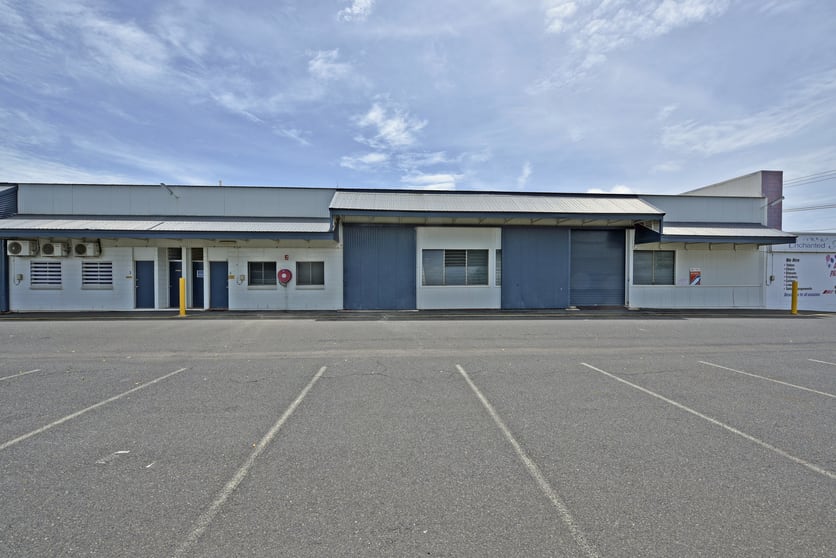 Click to view all images 2/111 Coonawarra Road Winnellie NT 0820 - Image 1