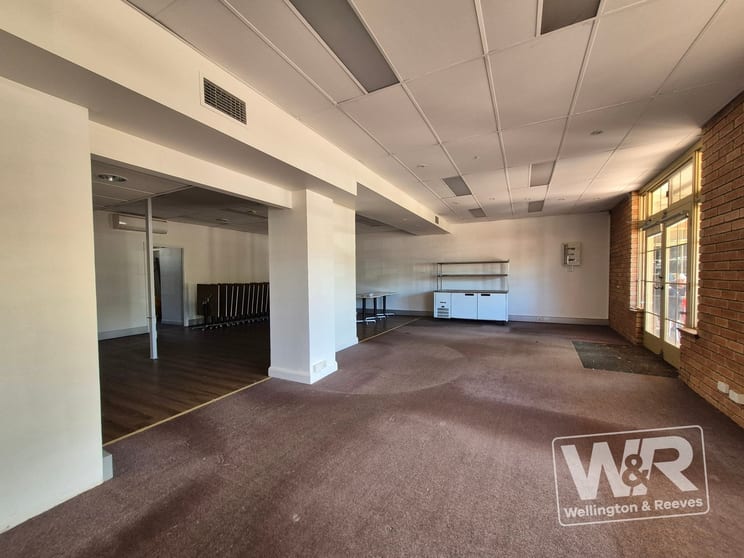 Click to view all images Shop 2/141 York Street Albany WA 6330 - Image 3