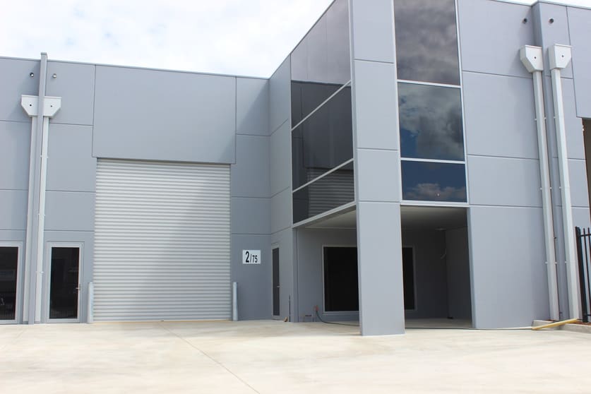 Click to view all images 2/75 Endeavour Way Sunshine West VIC 3020 - Image 1