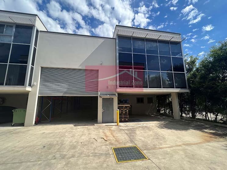 Click to view all images Unit 3/27 Rose Crescent Auburn NSW 2144 - Image 1