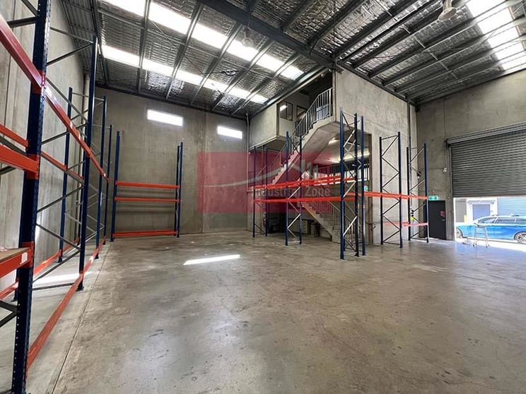 Click to view all images Unit 3/27 Rose Crescent Auburn NSW 2144 - Image 3
