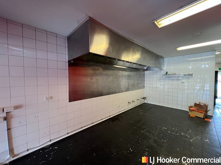 Click to view all images Blaxland NSW 2774 - Image 3