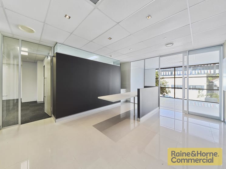 Click to view all images 4/27 Jeays Street Bowen Hills QLD 4006 - Image 2