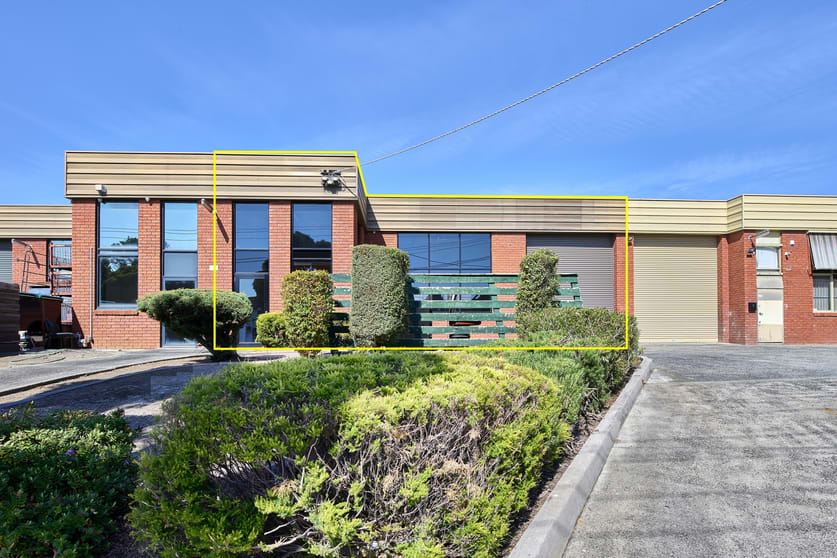Click to view all images 3/9 Woodbine Court Wantirna South VIC 3152 - Image 1