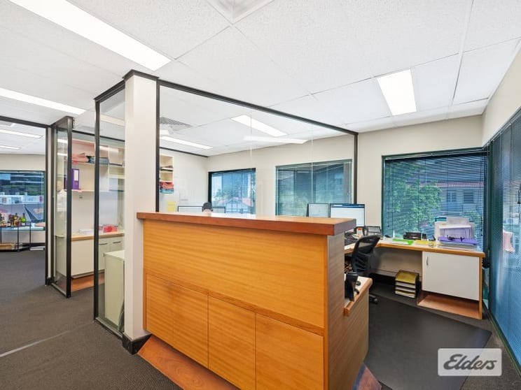 32 Logan Road Woolloongabba QLD 4102 - Image 2