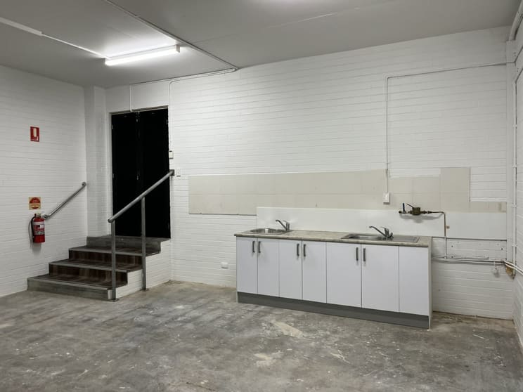 1/896 Albany Highway East Victoria Park WA 6101 - Image 3