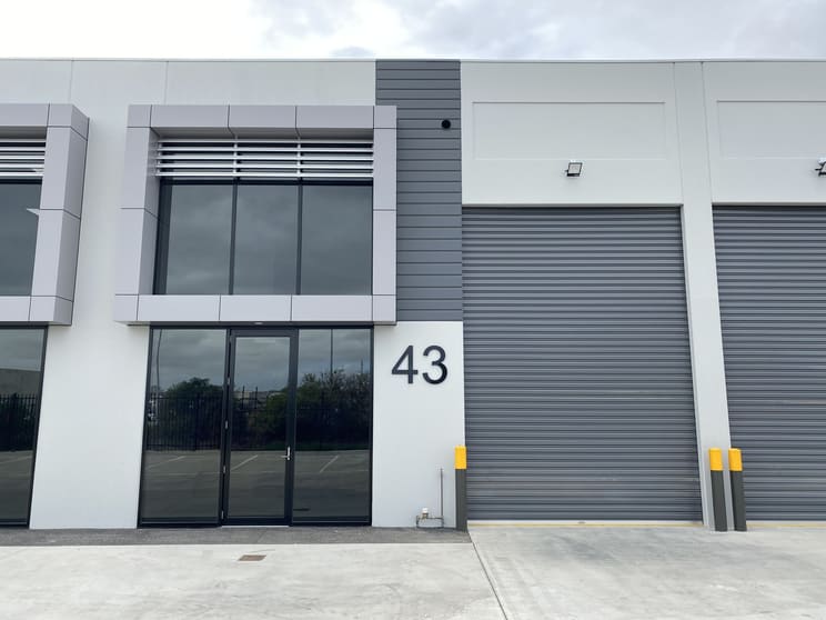 Click to view all images 43/3 Dyson Court Breakwater VIC 3219 - Image 1