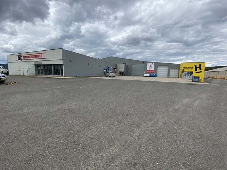 Click to view all images 38 Ross Street Goulburn NSW 2580 - Image 2