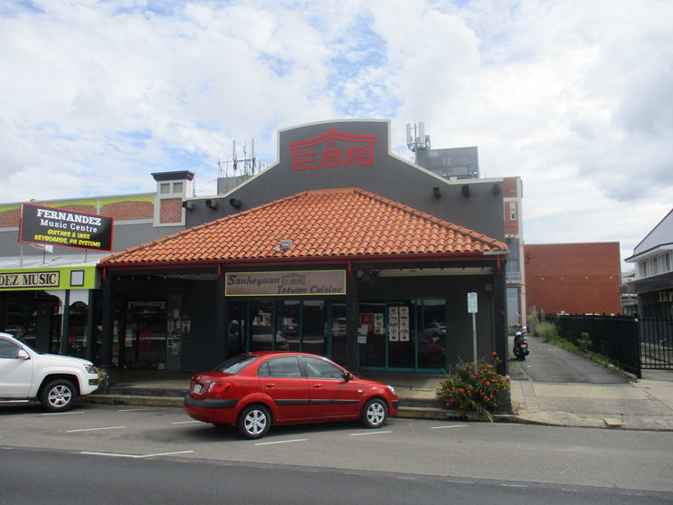 Click to view all images Shop 6/68 Shields Street Cairns City QLD 4870 - Image 1