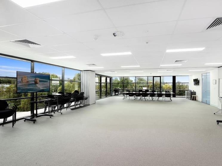 Click to view all images Suite 427/14-16 Lexington Drive Bella Vista NSW 2153 - Image 1