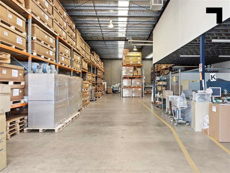 Click to view all images 1 & 2/56 Norcal Road Nunawading VIC 3131 - Image 3