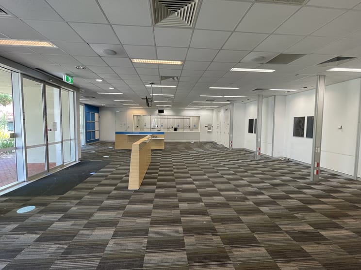 Click to view all images 15 Palmerston Circuit Palmerston City NT 0830 - Image 3