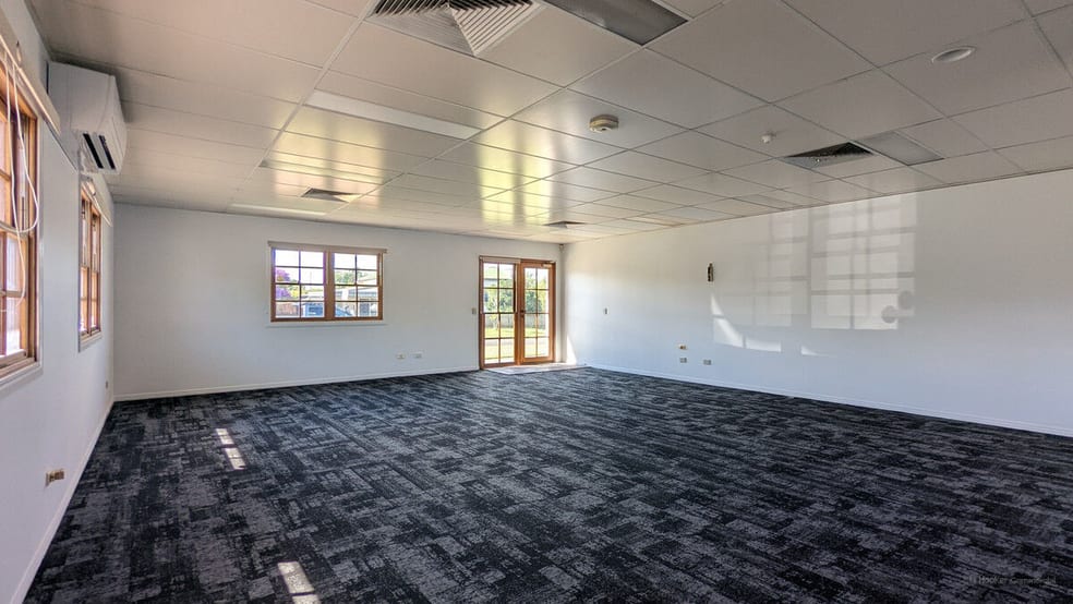 Click to view all images 2/125 Anzac Avenue Newtown QLD 4350 - Image 2