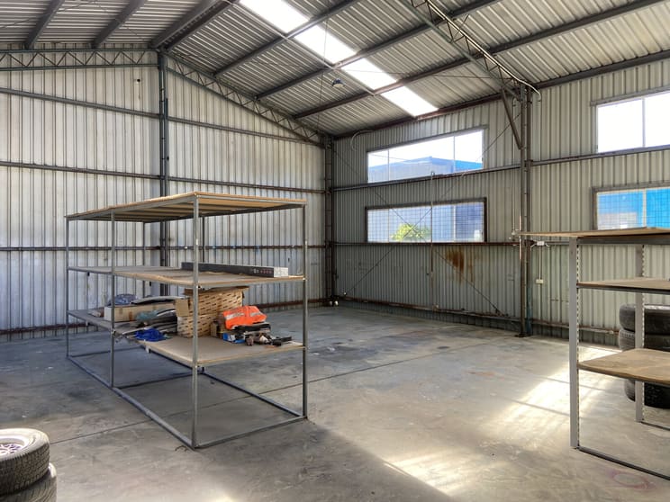 Click to view all images 4/12 Industrial Avenue Caloundra West QLD 4551 - Image 2