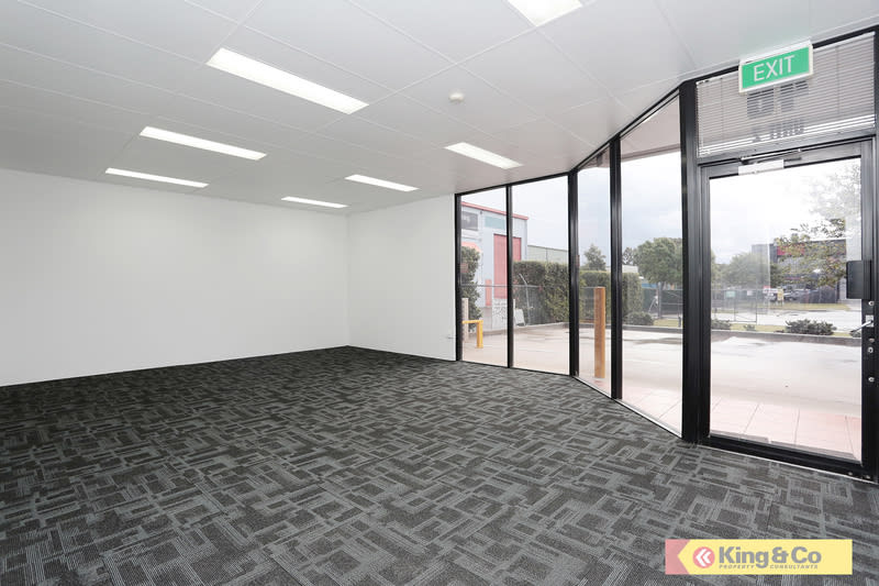 Click to view all images 2/46 Armada Place Banyo QLD 4014 - Image 2