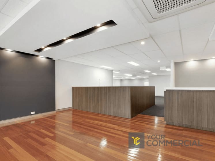 Click to view all images 77 Doggett Street Newstead QLD 4006 - Image 2