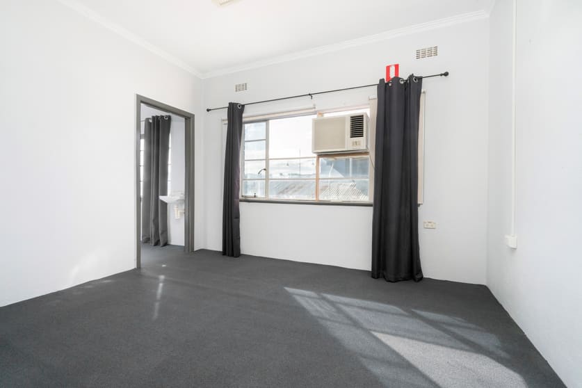 Click to view all images Level 1/178 High Street Wodonga VIC 3690 - Image 3