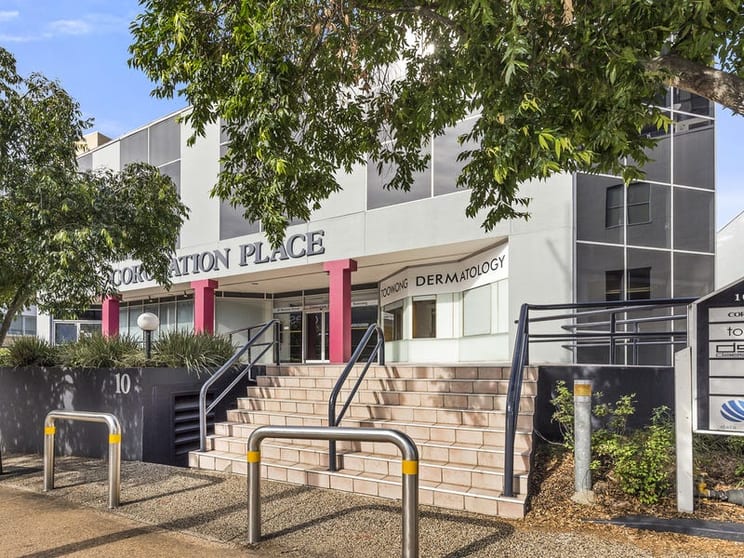 Click to view all images 19/10 Benson Street Toowong QLD 4066 - Image 2