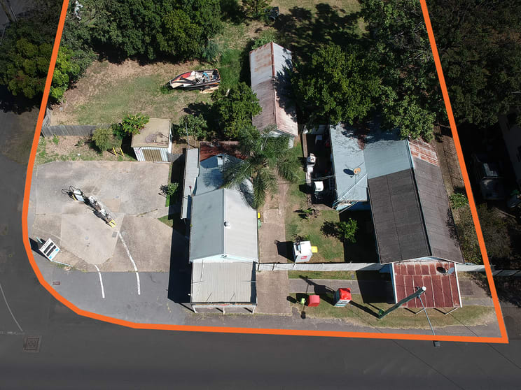 Click to view all images 59 Mary Street Blackstone QLD 4304 - Image 1