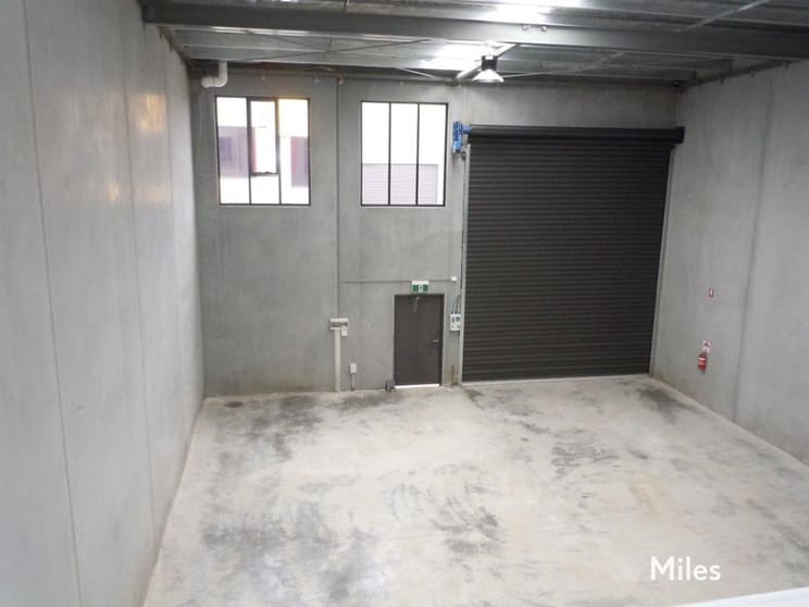 Click to view all images 9 Vear Street Heidelberg West VIC 3081 - Image 2