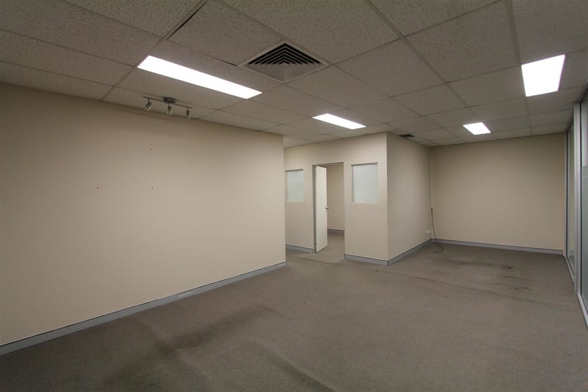Click to view all images Suite 5B/124 Forest Road Hurstville NSW 2220 - Image 3