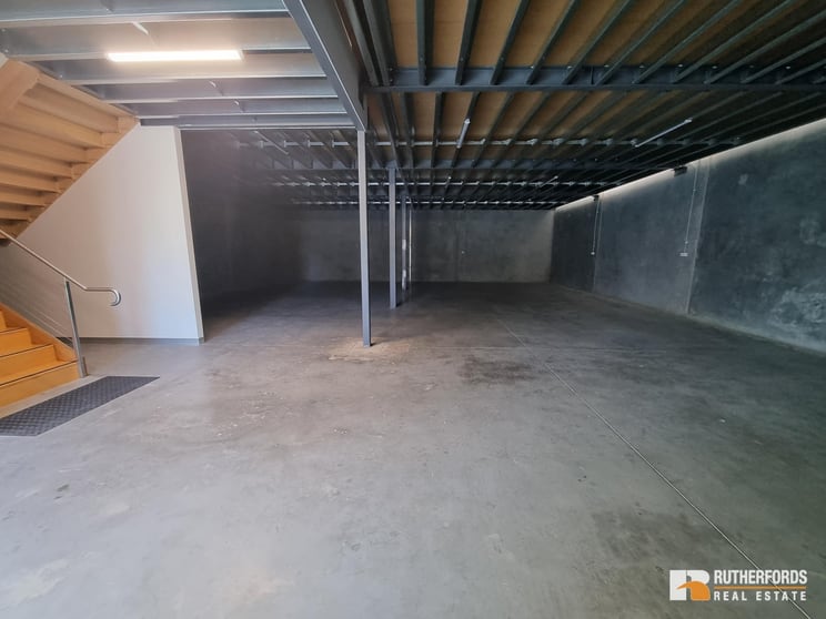 Click to view all images 1/2 Wood Street Thomastown VIC 3074 - Image 2