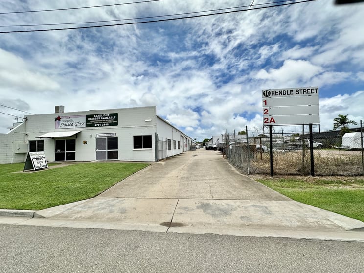Unit 3/10-12 Rendle Street Aitkenvale QLD 4814 - Image 1