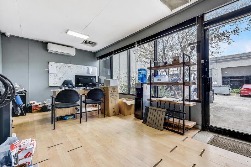 Click to view all images 23/29-39 Kirkham Road West Keysborough VIC 3173 - Image 3