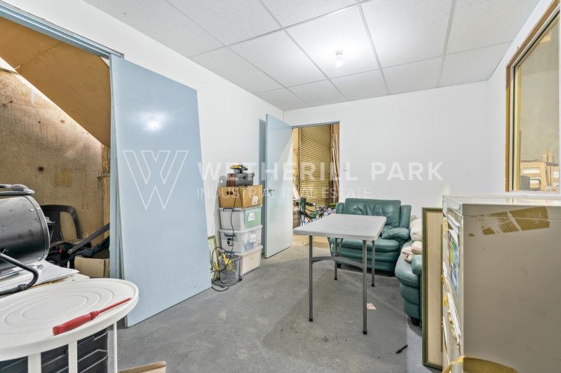 Click to view all images Wetherill Park NSW 2164 - Image 2