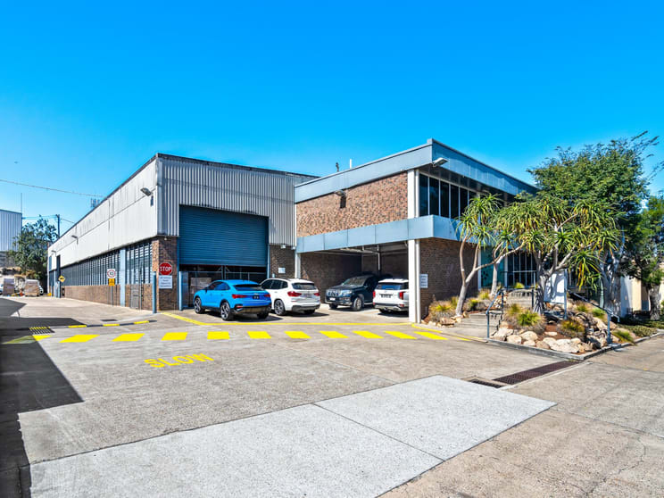 Click to view all images 27 Pentex Street Salisbury QLD 4107 - Image 3