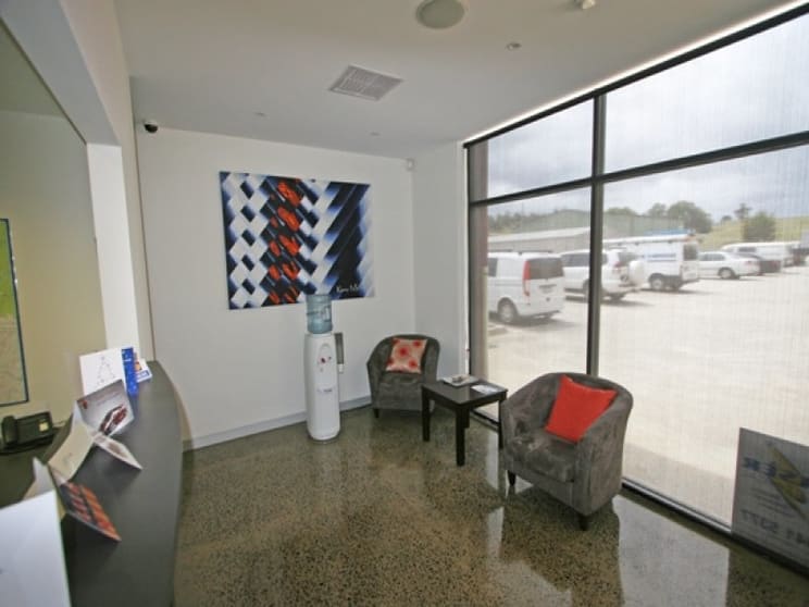 Click to view all images 4/108 Mulcahy Road Pakenham VIC 3810 - Image 2