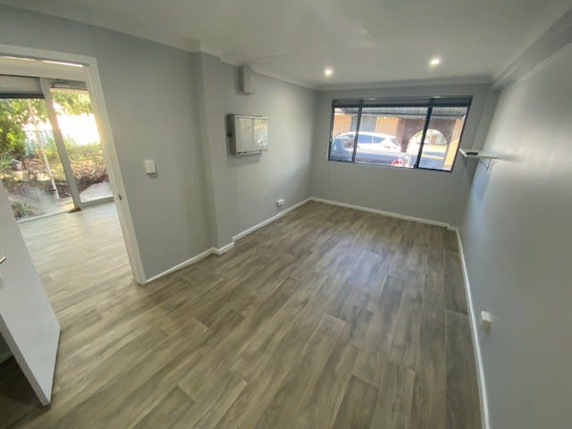 Click to view all images 2B/ France Street Mandurah WA 6210 - Image 2