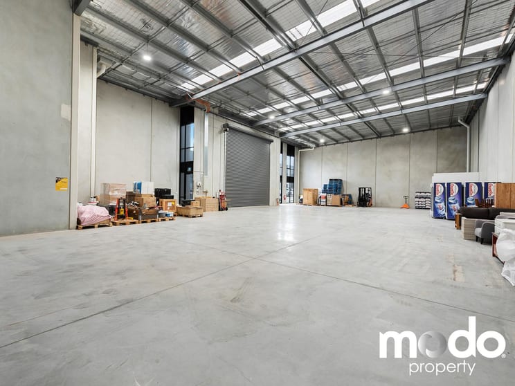 Click to view all images 30/125 Rooks Road Nunawading VIC 3131 - Image 3