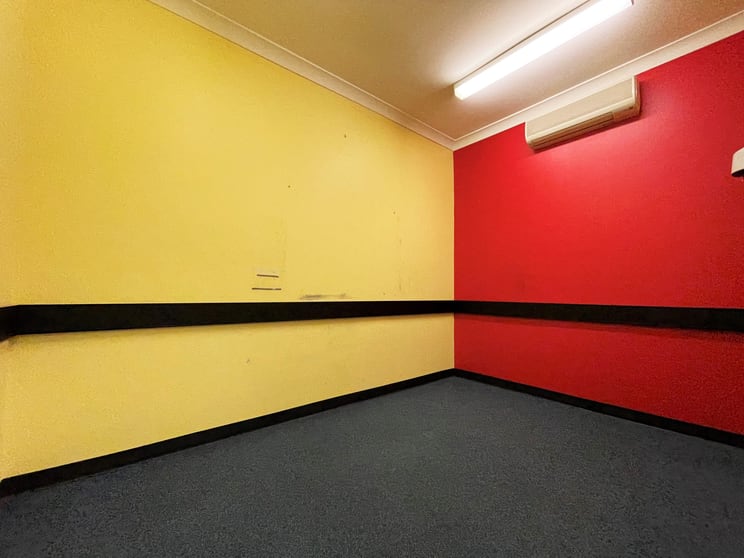 Click to view all images 3 Cordeaux Street Campbelltown NSW 2560 - Image 3