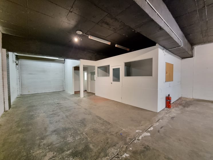 Click to view all images 4 York Street Richmond VIC 3121 - Image 2