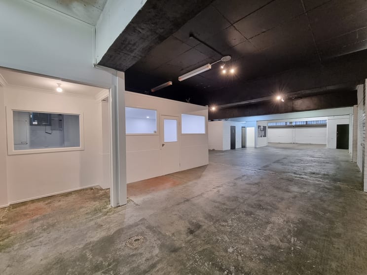 Click to view all images 4 York Street Richmond VIC 3121 - Image 3