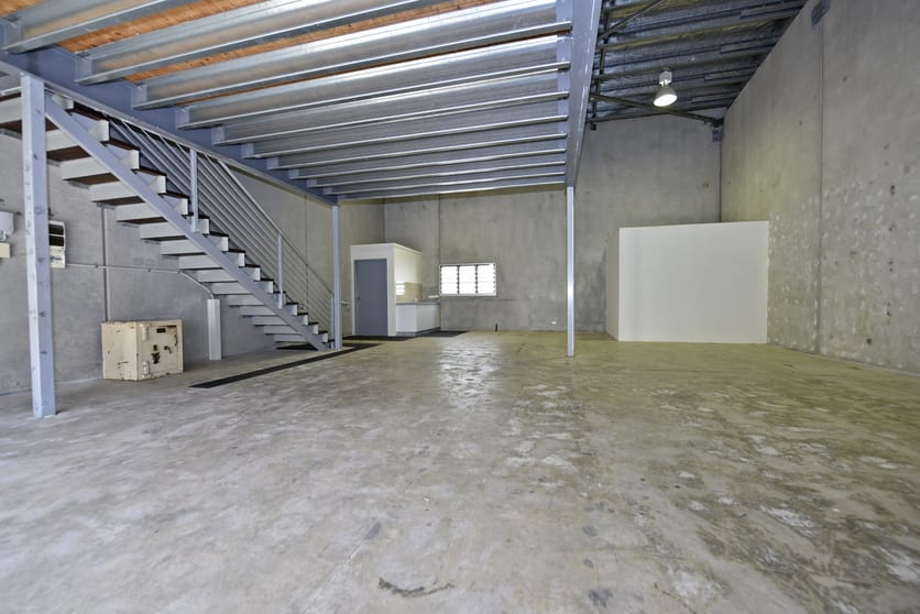 Click to view all images 4/51 Albatross Street Winnellie NT 0820 - Image 2