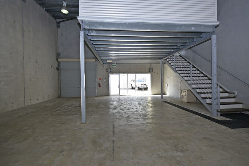 Click to view all images 4/51 Albatross Street Winnellie NT 0820 - Image 3