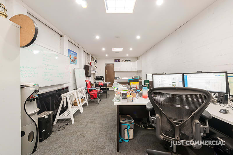 Rear/166 Hawthorn Road Caulfield North VIC 3161 - Image 3