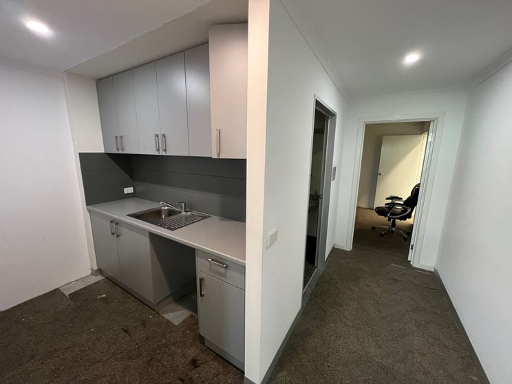 Click to view all images 25/73 Assembly Drive Dandenong South VIC 3175 - Image 2