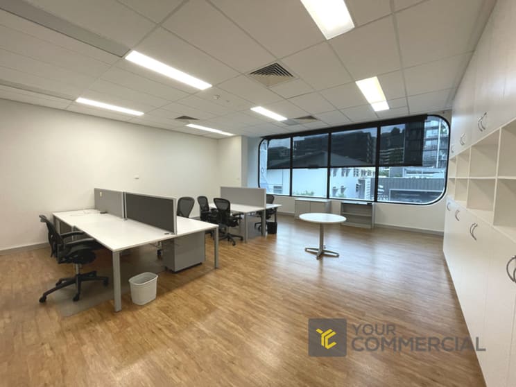 Click to view all images 9/4 Kyabra Street Newstead QLD 4006 - Image 3