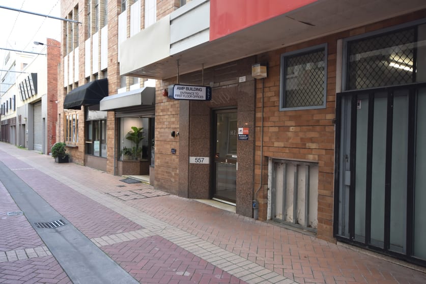 Click to view all images Level 1/557 Dean Street Albury NSW 2640 - Image 3