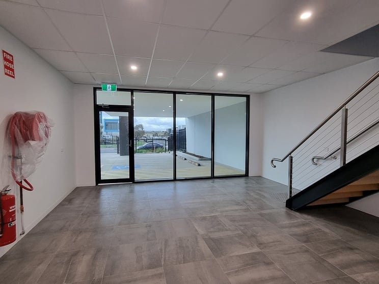 Click to view all images 15A Burnett Street Somerton VIC 3062 - Image 3