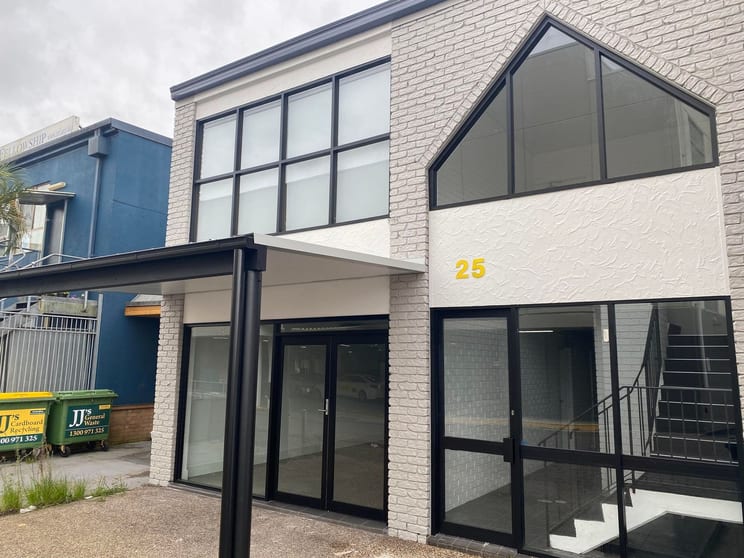 Click to view all images 1/25 Merrion Way Cardiff NSW 2285 - Image 3