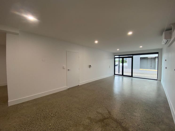Click to view all images 1/25 Merrion Way Cardiff NSW 2285 - Image 3