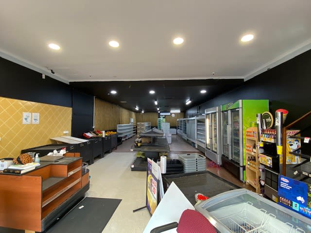 Click to view all images 126 Main Street Croydon VIC 3136 - Image 3