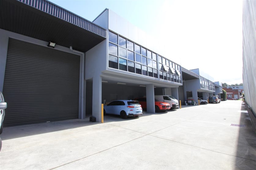 Click to view all images Unit 5/45-47 Stanley Street Peakhurst NSW 2210 - Image 1
